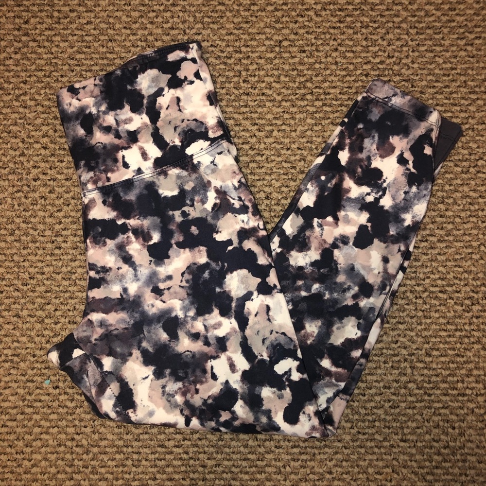 Balance Collection floral leggings